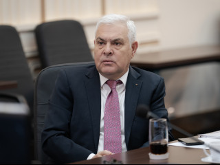 Videoconferință a conducerii MApN cu echipele de comandă ale detașamentelor aflate în misiuni externe Foto:Laurențiu Turoi