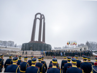 Ziua Unirii Principatelor Române - Mormântul Ostașului Necunoscut Foto:Laurențiu Turoi 