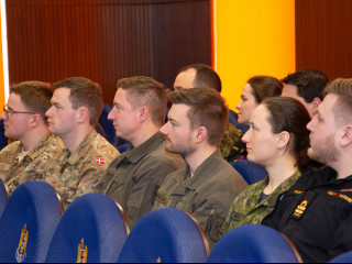 Seminar internațional pentru tinerii ofițeri în rezervă din statele NATO și partenere, găzduit de Academia Forțelor Terestre Foto:AFT