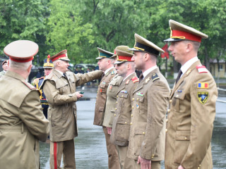 Ceremonie militară dedicată aniversării Forțelor Terestre  Foto:Costel Pătrașcu