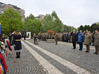 Ceremonie la Monumentul Eroilor Căzuți în Misiune în Teatrele de Operații și pe Teritoriul  României Foto:Costel Pătrașcu