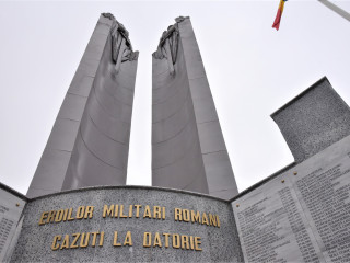 Ceremonie la Monumentul Eroilor Căzuți în Misiune în Teatrele de Operații și pe Teritoriul  României Foto:Costel Pătrașcu