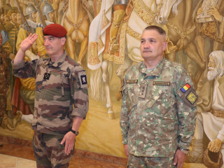 Distincție militară franceză conferită locțiitorului șefului Statului Major al Apărării Foto:Alexandru Badea