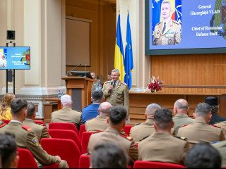 șeful Statului Major al Apărării la prima ediție a Conferinței „Liderii viitorului” Foto:Alexandru Badea