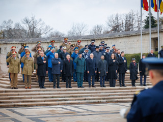 Omagiu la Mormântul Ostașului Necunoscut Foto:Laurențiu Turoi 