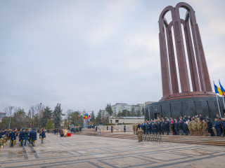 Omagiu la Mormântul Ostașului Necunoscut Foto:Laurențiu Turoi 
