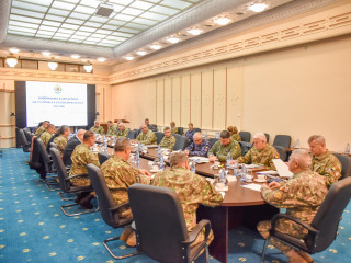 Dialog pentru modernizarea și dezvoltarea instituțională a colegiilor naționale militare  Foto:Costel Pătrașcu