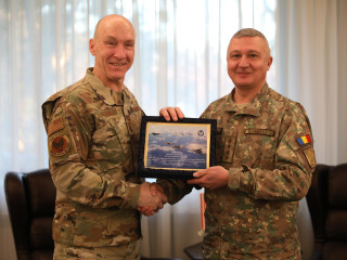 Întrevedere cu șeful Forțelor Aeriene ale Statelor Unite ale Americii Foto:Baza 90 Transport Aerian 