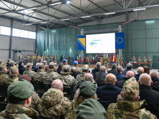 România a preluat comanda EUFOR Foto:Alexandru Badea