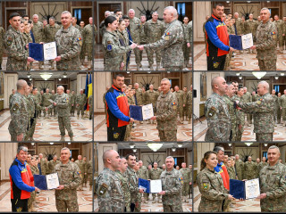 Premierea sportivilor câștigători la competițiile militare internaționale  Foto:Alexandru Badea