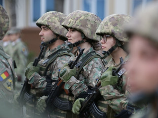 Decorarea Drapelului de Luptă al Brigăzii 9 Mecanizată „Mărășești” Foto: