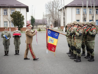 Decorarea Drapelului de Luptă al Brigăzii 9 Mecanizată „Mărășești” Foto: