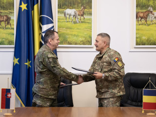  Predarea-primirea președinției Grupului Director al Batalionului multinațional de geniu „Tisa”  Foto:Alexandru Badea
