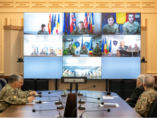 Videoconferința conducerii MApN cu militarii români din teatrele de operații Foto:Alexandru Badea