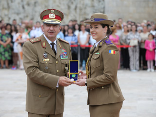 Festivitate de absolvire la Academia Națională de Apărare  Foto:Valentin Ciorbîrcă