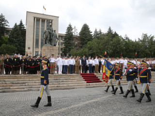Festivitate de absolvire la Academia Națională de Apărare  Foto:Valentin Ciorbîrcă