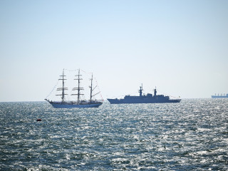 Ceremonia militară organizată la Monumentul „Crucea Marinarilor” din Constanța  Foto:MApN