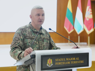 Schimbarea comenzii la Comandamentul Componentei Terestre și Divizia 2 Infanterie  Foto:Forțele Terestre Române