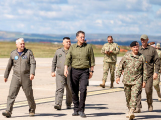 Vizită de lucru în garnizoana Sibiu Foto:Laurențiu Turoi 