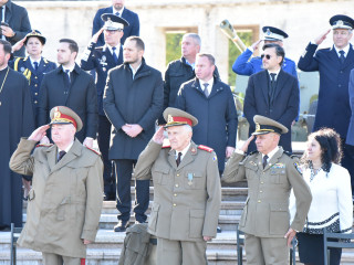 Ziua Armatei României, la Mormântul Ostașului Român  Foto:Costel Pătrașcu