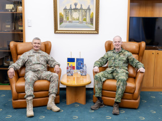 Întâlnirea șefului Statului Major al Apărării cu directorul general al Statului Major Militar al Uniunii Europene Foto:Alexandru Badea