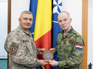 Întâlnirea șefului Statului Major al Apărării cu directorul general al Statului Major Militar al Uniunii Europene Foto:Alexandru Badea