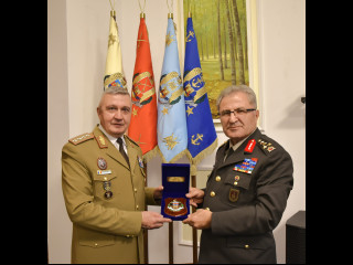 Întrevedere cu șeful Forțelor Terestre din Republica Turcia  Foto:Costel Pătrașcu