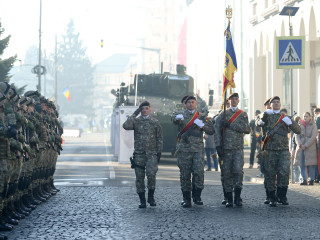 Ceremonie militară de înmânare a Drapelului de Luptă Batalionului 24 Infanterie „Ecaterina Teodoroiu” Foto:Laurențiu Turoi