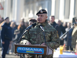 Ceremonie militară de înmânare a Drapelului de Luptă Batalionului 24 Infanterie „Ecaterina Teodoroiu” Foto:Laurențiu Turoi