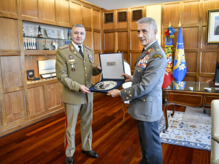 Șeful Statului Major al Apărării, distincție conferită de președintele Republicii Portugheze Foto: