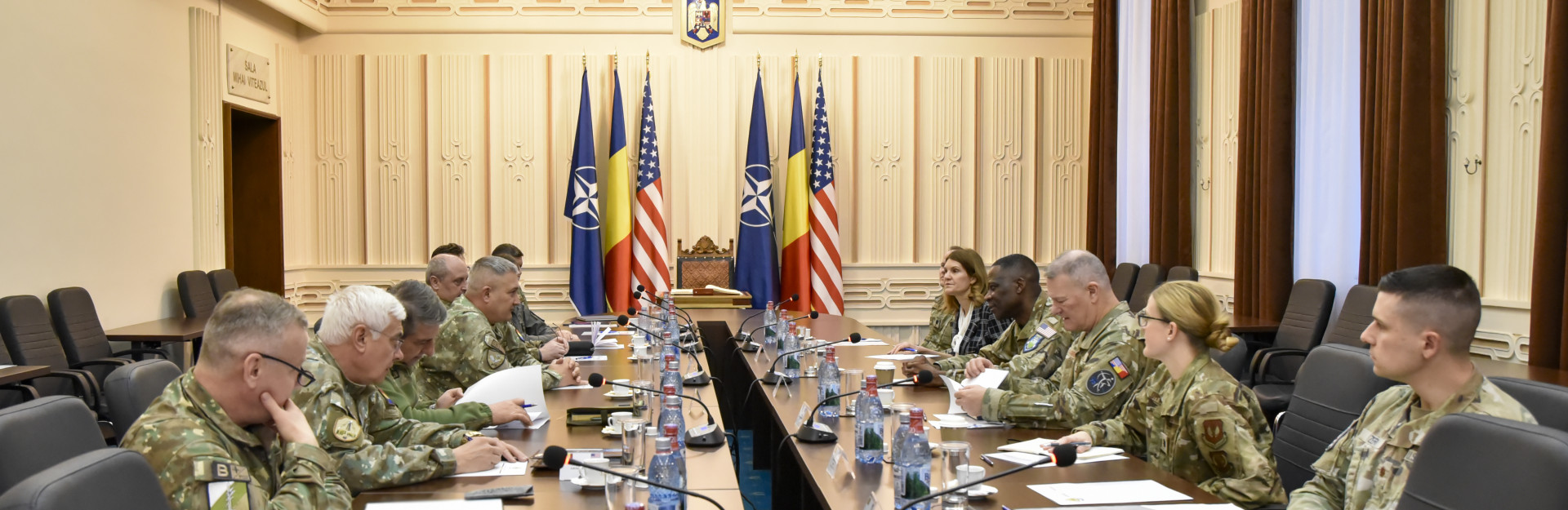 Întrevedere cu comandatul Forțelor Spațiale ale Statelor Unite în Europa și Africa (SPACEFOREUR-AF)