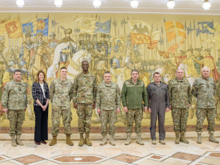 Întrevedere cu comandatul Forțelor Spațiale ale Statelor Unite în Europa și Africa (SPACEFOREUR-AF) Foto:Alexandru Badea