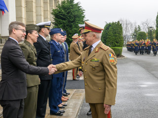 Vizita comandantului Comandamentului Forțelor Întrunite Aliate din Napoli la sediul Ministerului Apărării Naționale Foto:Alexandru Badea
