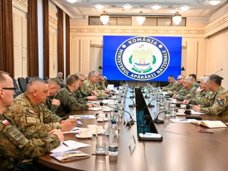Întâlnire a conducerii Ministerului Apărării Naționale cu șeful Statului Major General al Forțelor Armate ale Republicii Polone Foto:Alexandru Badea