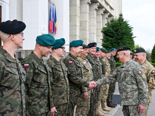 Întâlnire a conducerii Ministerului Apărării Naționale cu șeful Statului Major General al Forțelor Armate ale Republicii Polone Foto:Alexandru Badea