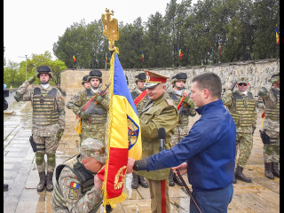 Ceremonia militară de înmânare a Drapelelor de Luptă Foto:Costel Pătrașcu