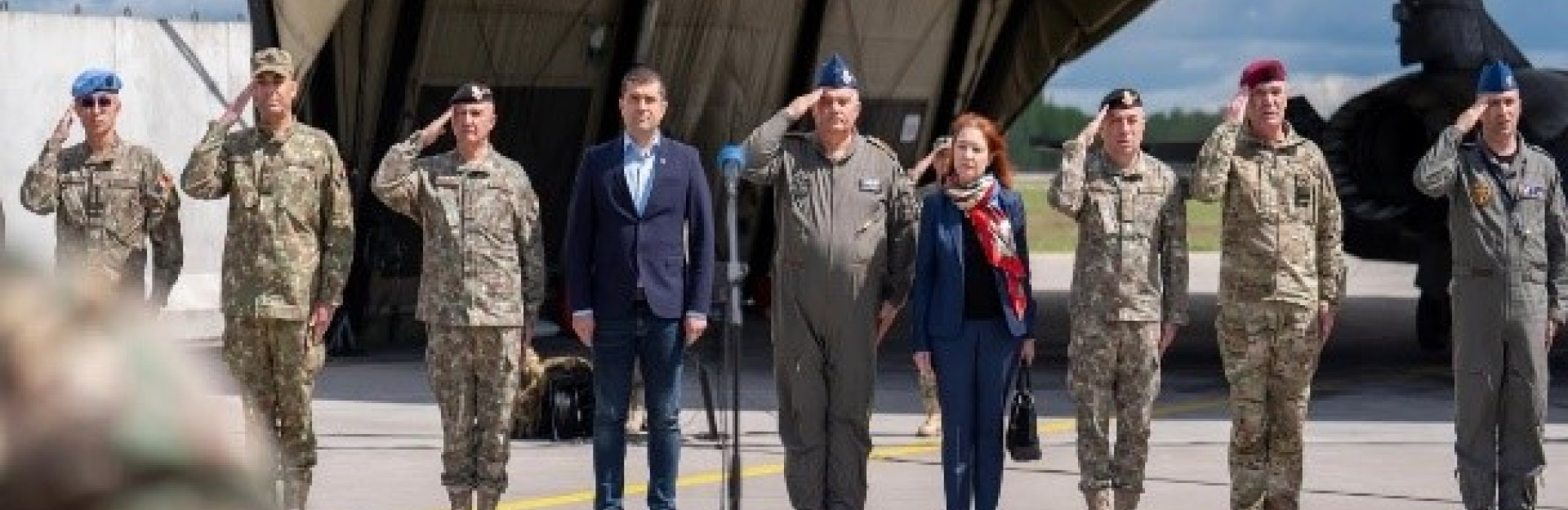 Vizita la baza aeriană Šiauliai, Lituania