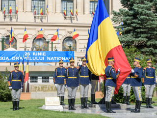 Ceremonie militară și religioasă Ziua Drapelului în Piața Tricolor Foto:Alexandru Badea