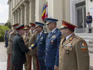 Întrevederea șefului Statului Major al Apărării cu omologul canadian Foto:SMAp - Laurențiu Turoi