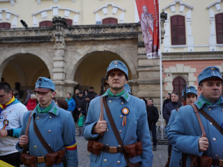 Garda de onoare în ținută de epocă Foto:Laurențiu TUROI