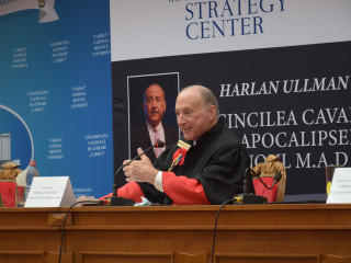 Acordarea titlului de „Doctor Honoris Causa” al UNAp domnului dr. Harlan Ullman 10 Foto:Alexandru Badea